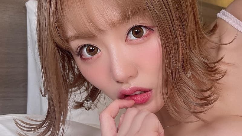 アイキャッチ浜崎真緒